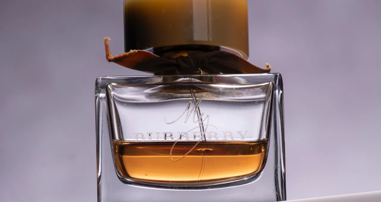 Best Burberry Fragrances for Women & Top Burberry Women's Perfumes in 2023, Feminine Scents